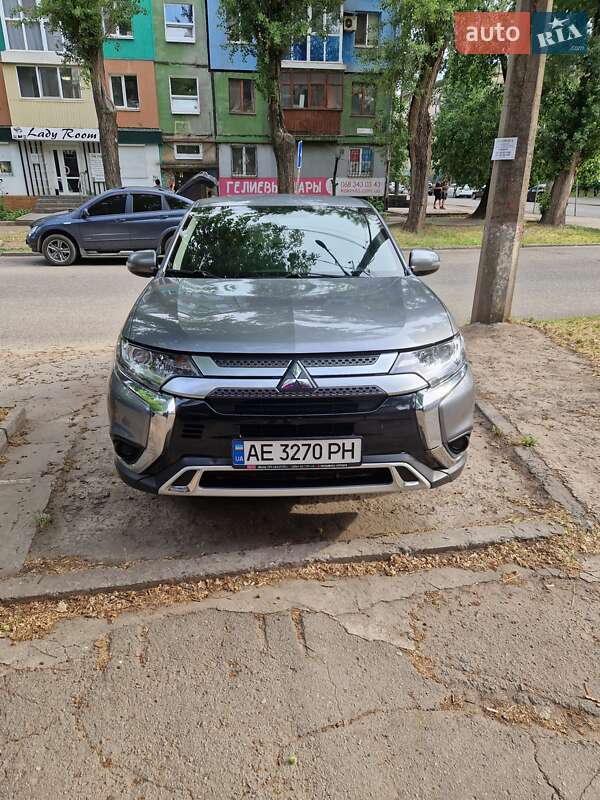 2021 mitsubishi outlander