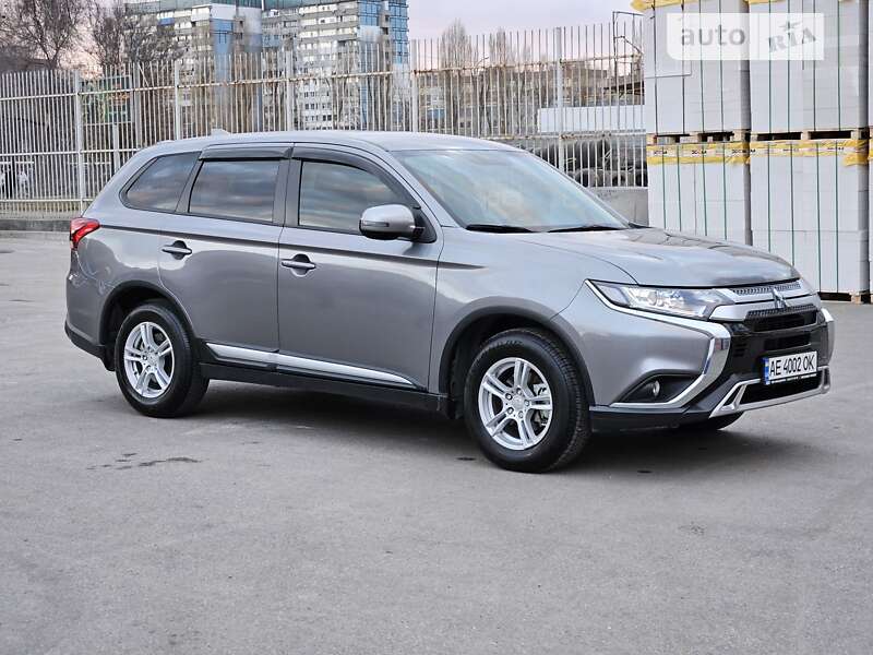 2021 mitsubishi outlander