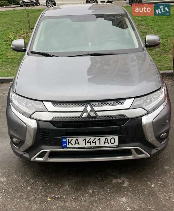 2021 mitsubishi outlander