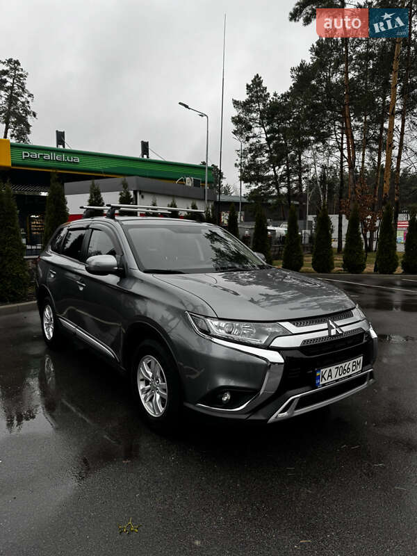 2021 mitsubishi outlander
