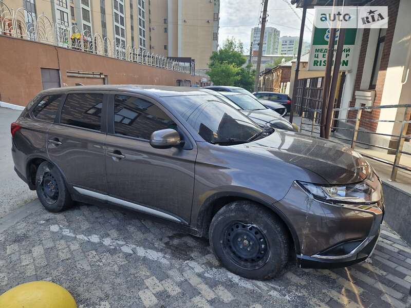 2021 mitsubishi outlander
