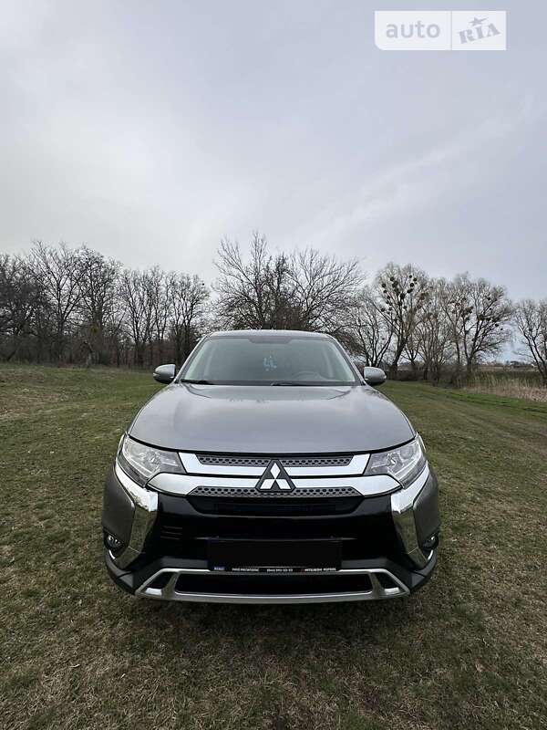 2021 mitsubishi outlander