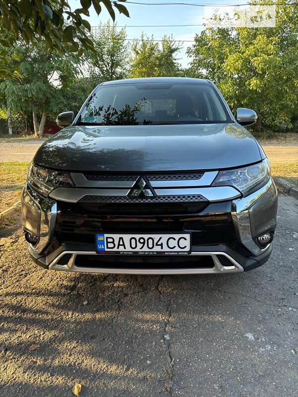 2021 mitsubishi outlander