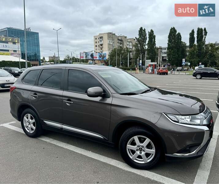 2021 mitsubishi outlander