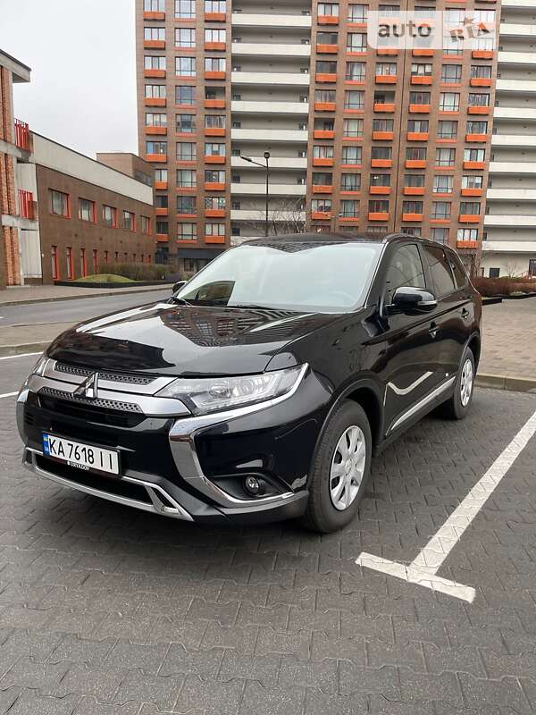 2021 mitsubishi outlander
