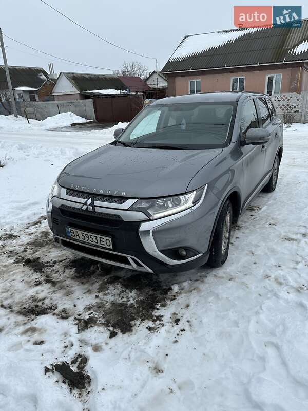 2021 mitsubishi outlander