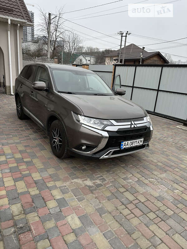 2019 mitsubishi outlander