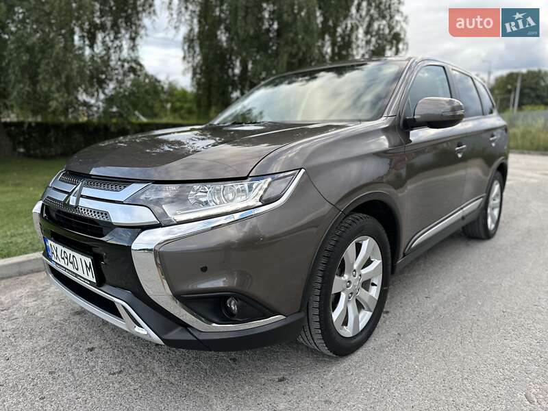2019 mitsubishi outlander