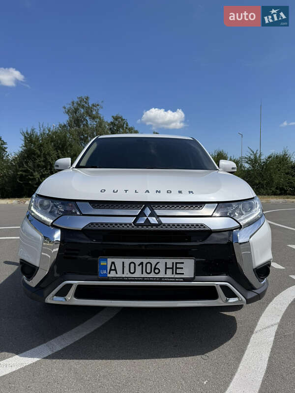 2019 mitsubishi outlander
