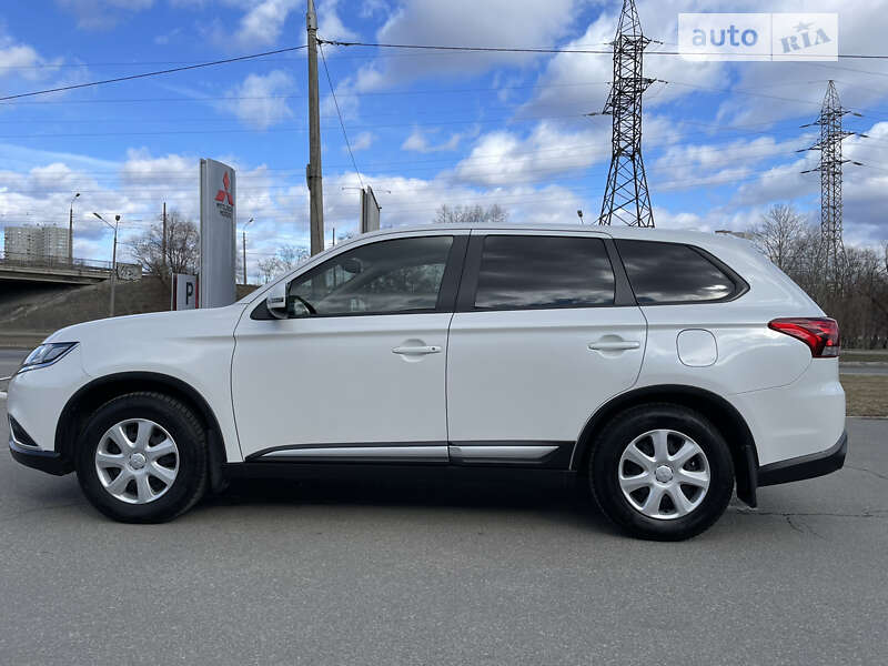 2019 mitsubishi outlander