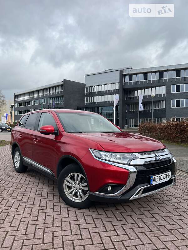 2019 mitsubishi outlander