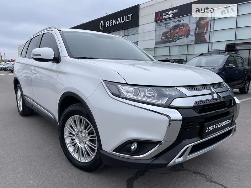 2020 mitsubishi outlander