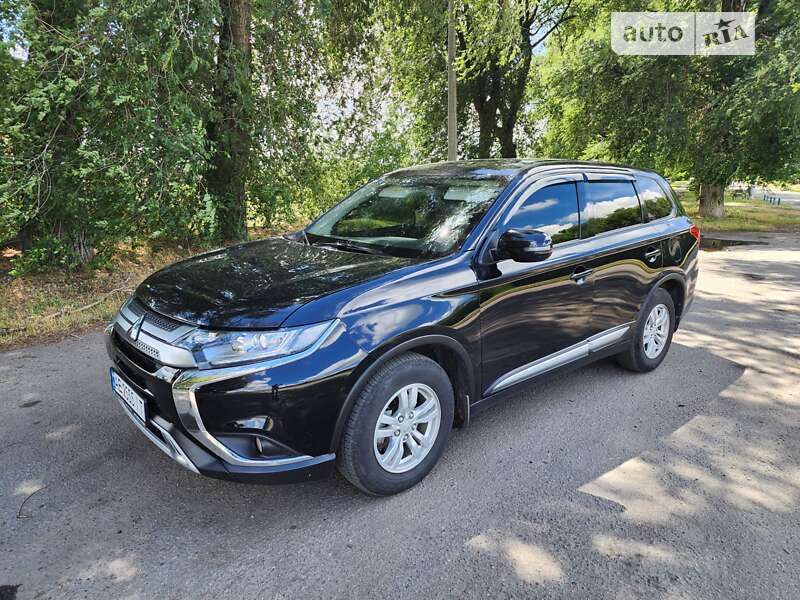 2020 mitsubishi outlander