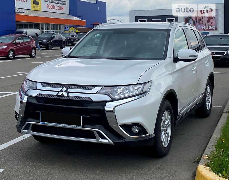 2021 mitsubishi outlander