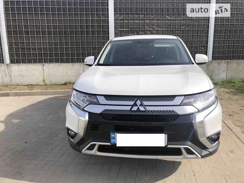 2021 mitsubishi outlander