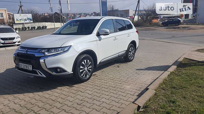 2021 mitsubishi outlander