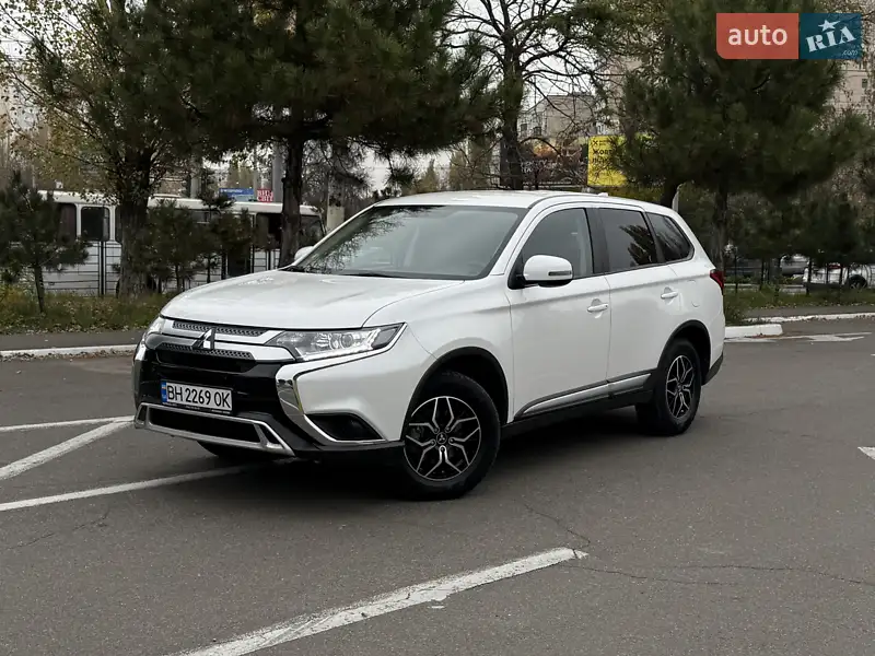 2021 mitsubishi outlander