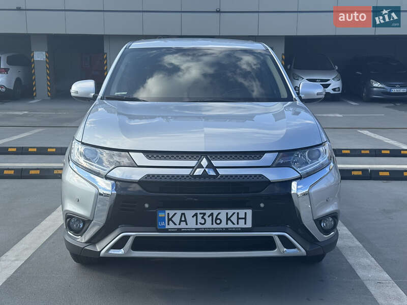 2021 mitsubishi outlander
