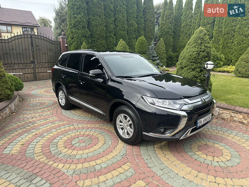 2021 mitsubishi outlander