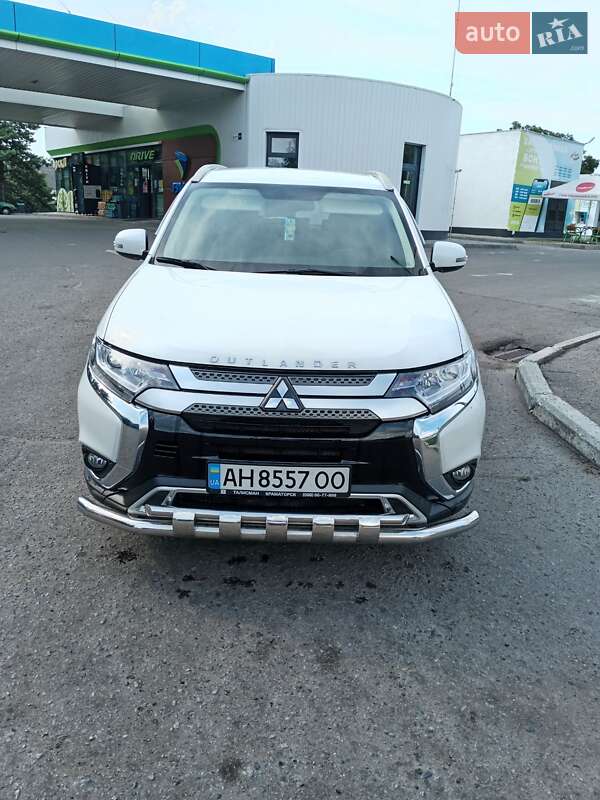 2021 mitsubishi outlander