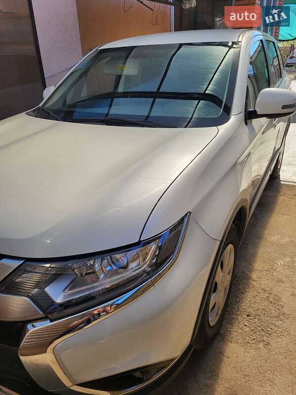 2021 mitsubishi outlander