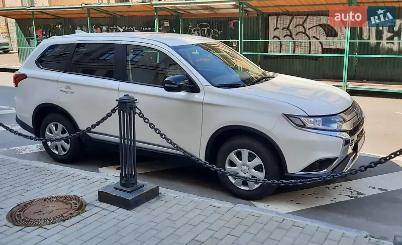 2021 mitsubishi outlander