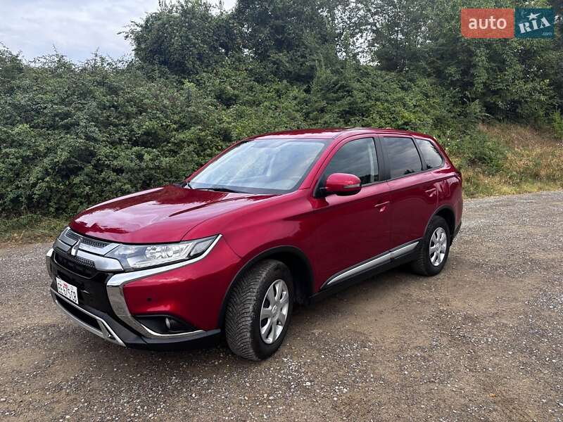 2022 mitsubishi outlander
