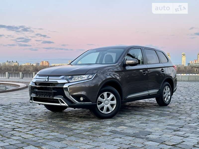 2022 mitsubishi outlander