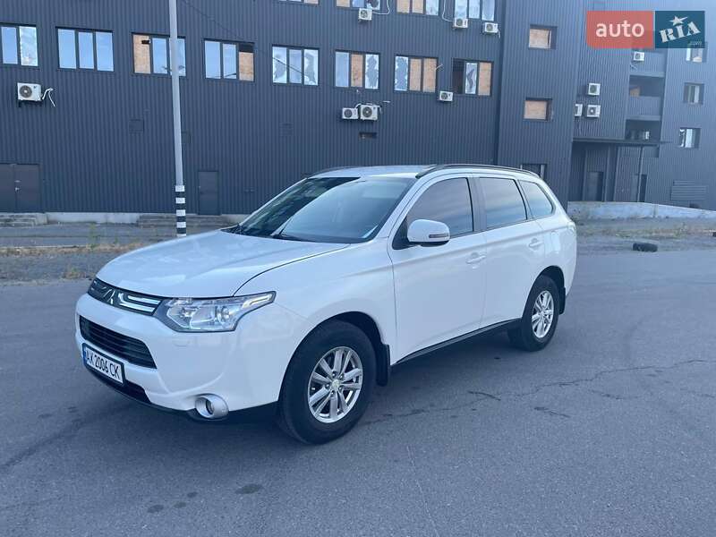 2012 mitsubishi outlander