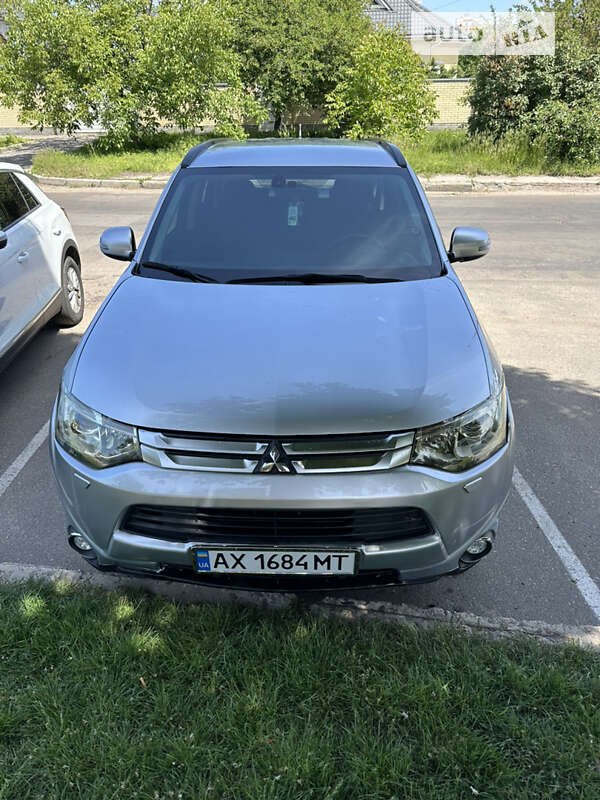 2012 mitsubishi outlander