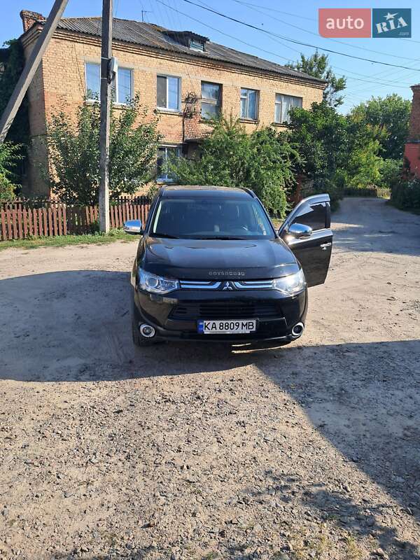 2012 mitsubishi outlander