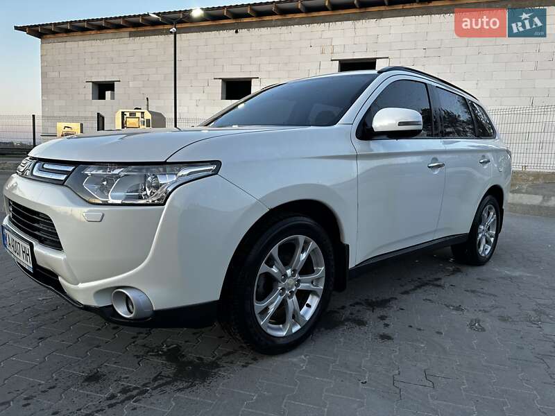 2013 mitsubishi outlander