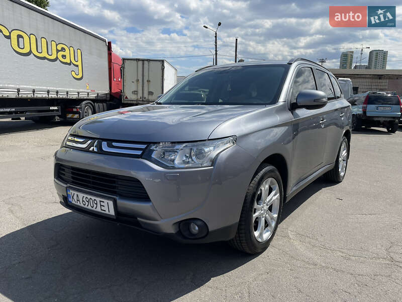 2013 mitsubishi outlander