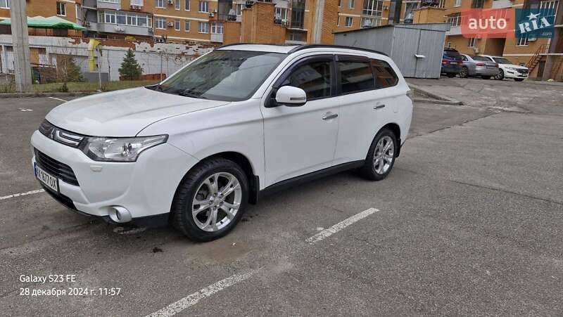 2013 mitsubishi outlander