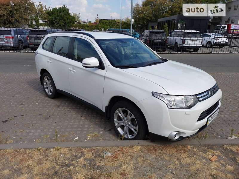 2013 mitsubishi outlander