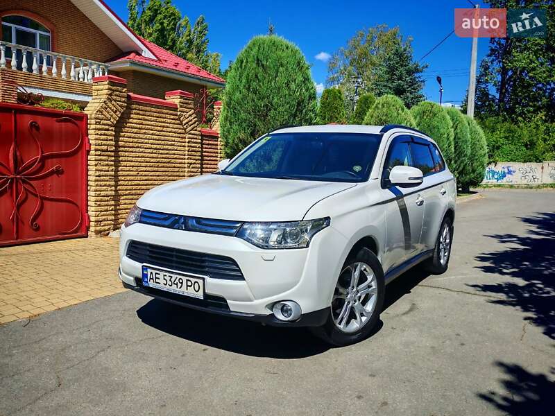 2013 mitsubishi outlander