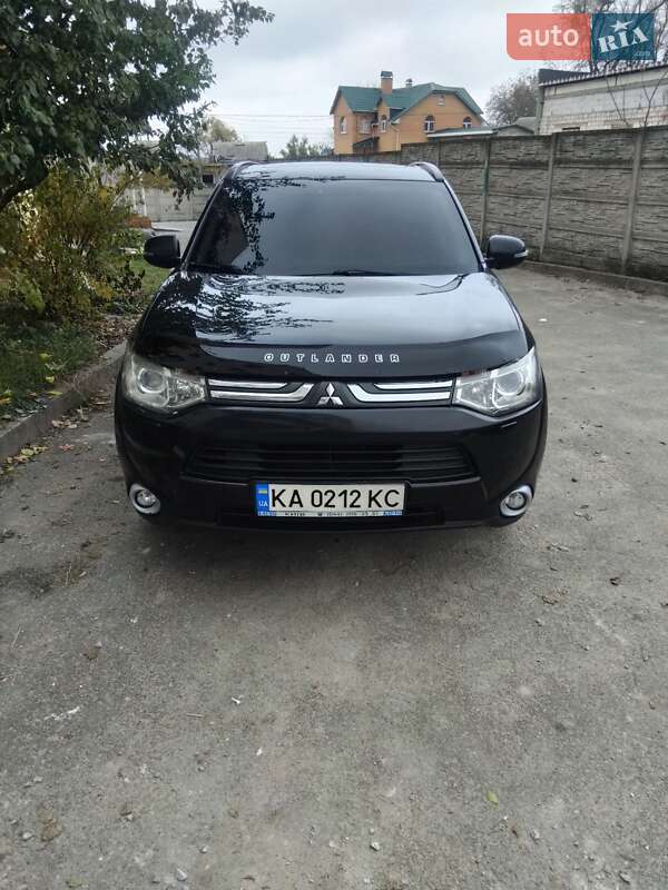 2013 mitsubishi outlander