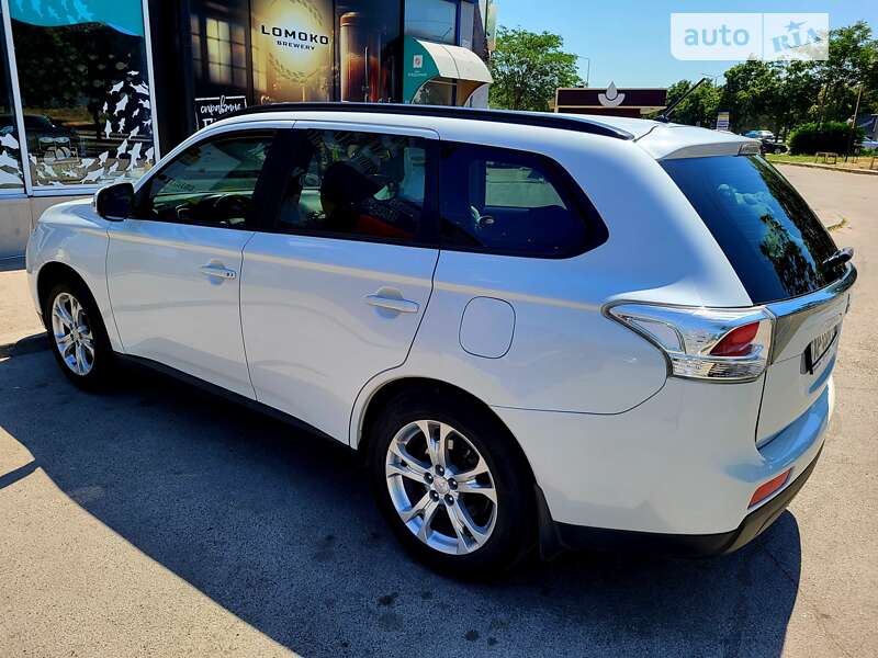 2013 mitsubishi outlander