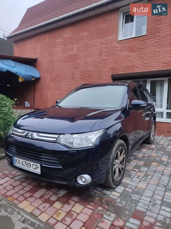 2013 mitsubishi outlander