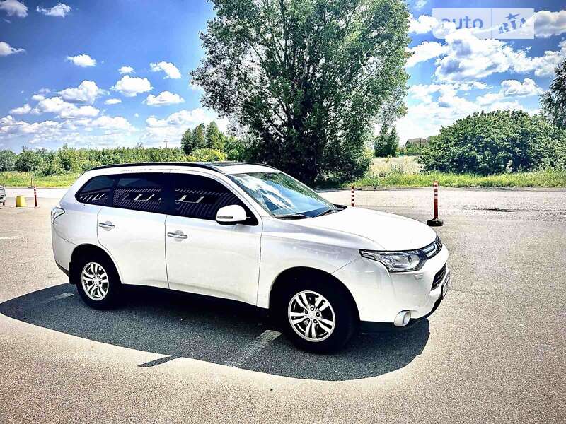 2013 mitsubishi outlander