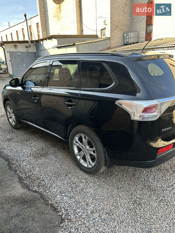 2013 mitsubishi outlander