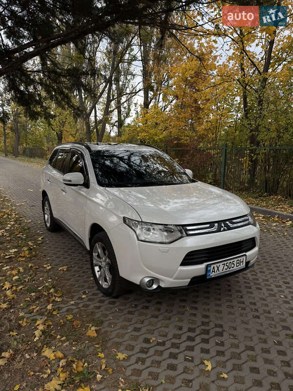 2013 mitsubishi outlander