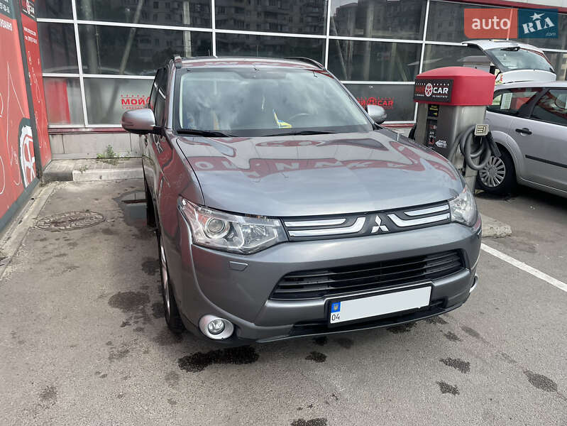 2013 mitsubishi outlander