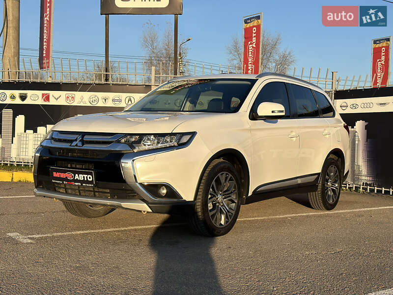 2016 mitsubishi outlander