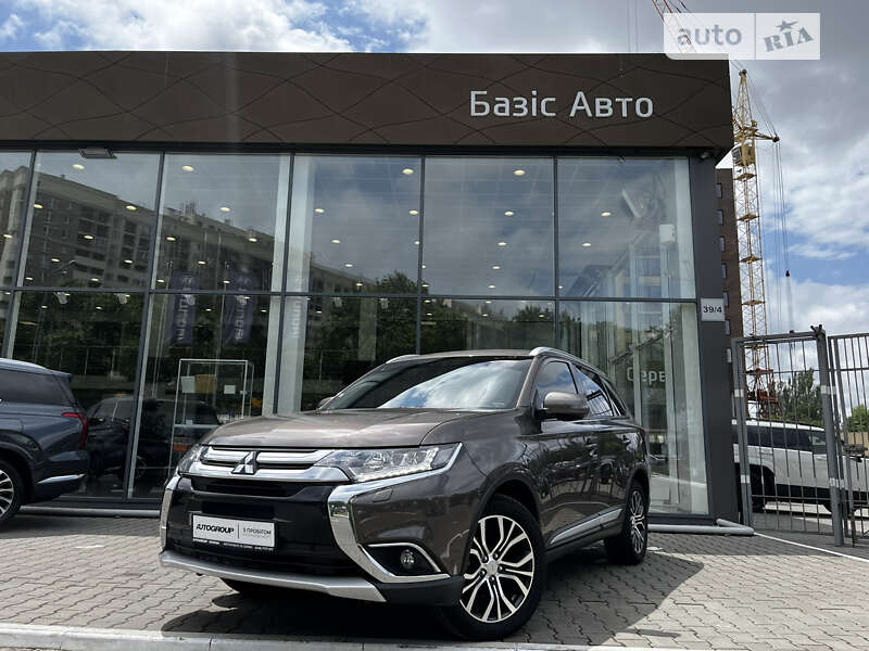 2016 mitsubishi outlander