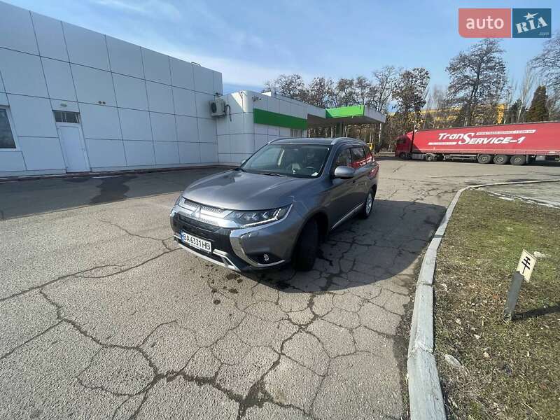 2019 mitsubishi outlander