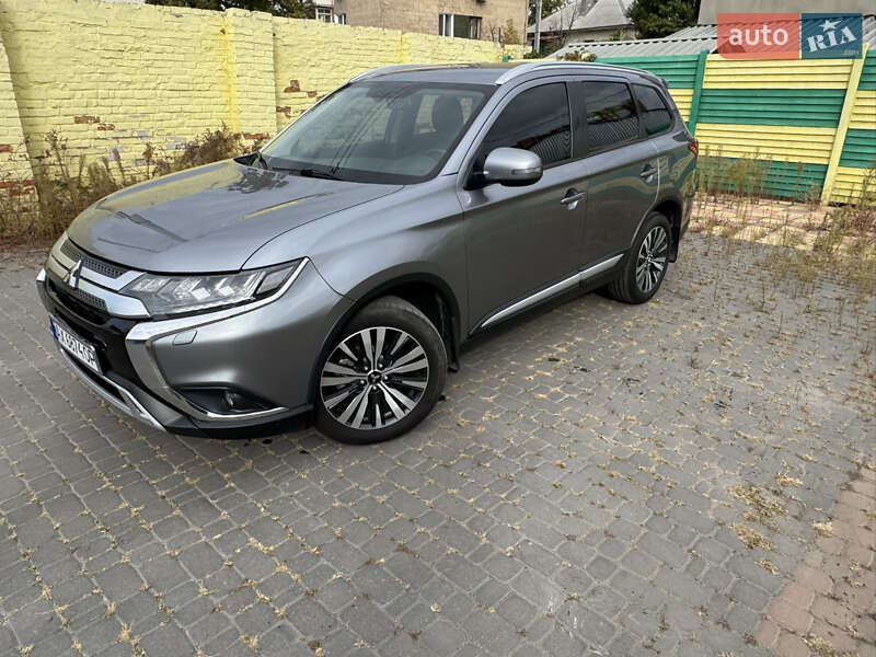 2018 mitsubishi outlander