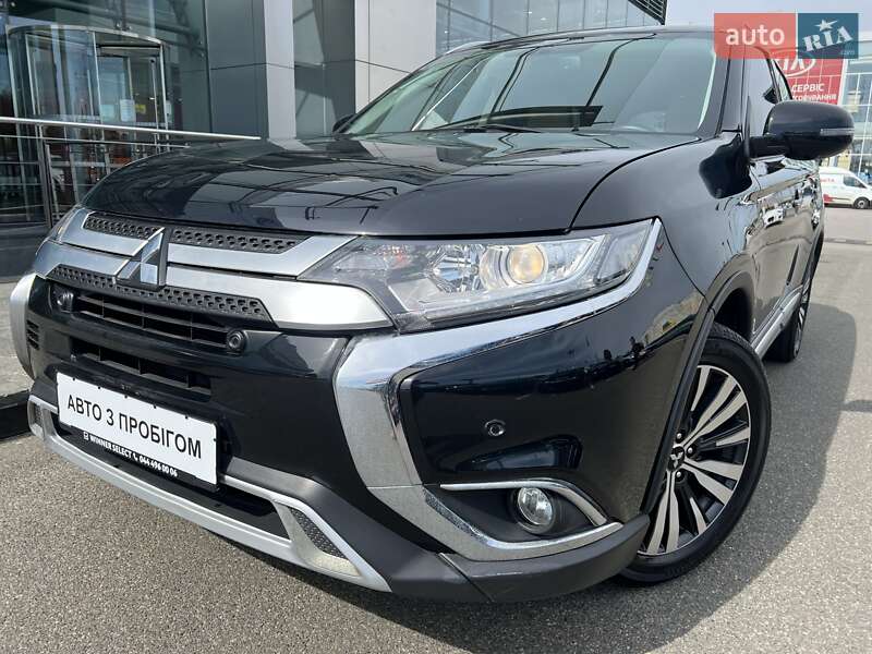 2020 mitsubishi outlander
