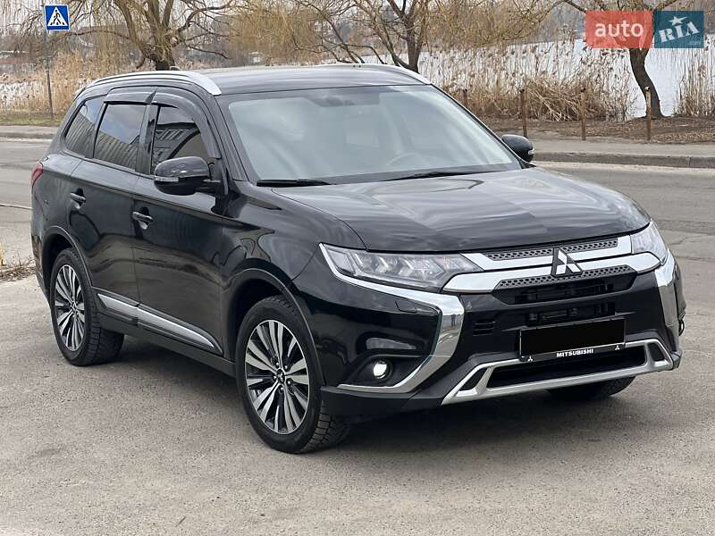 2021 mitsubishi outlander