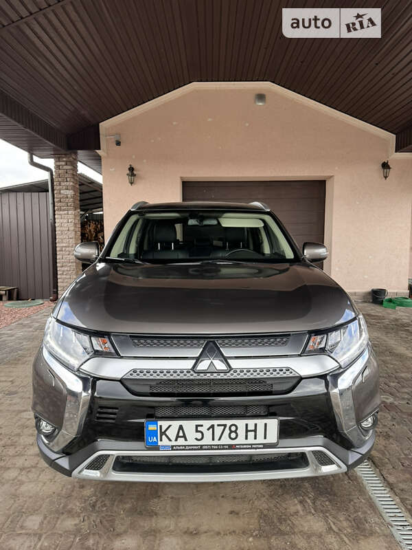 2021 mitsubishi outlander